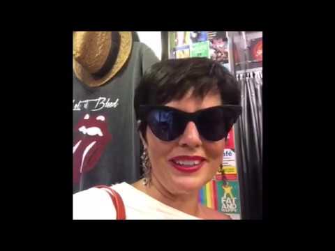 Eu me visto de música no Rio - Christina Galdeano Dias Carneiro