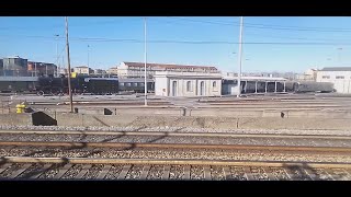 Treno in arrivo ... allontanarsi dalla linea gialla