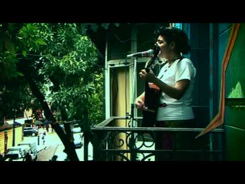 SOFIA VIOLA en SERENATA INVERTIDA en vivo desde el balcón de La Tribu