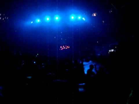 Afrojack vs. Alex Metric w/ ID - Mother Protect Replica w/ ID