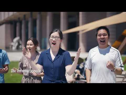 La Internacional en varios idiomas 100 años del Partido Comunista de China