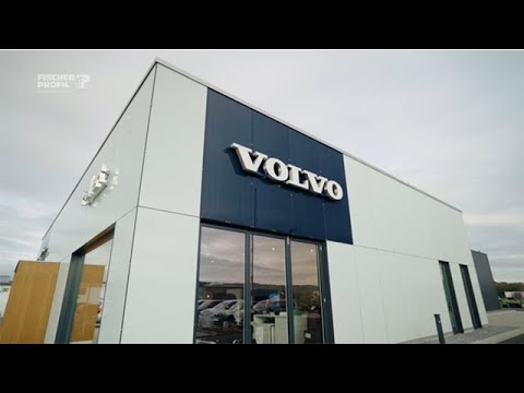 Fassadengestaltung mit FischerTHERM Carrier Sandwichelementen und Glaselementen