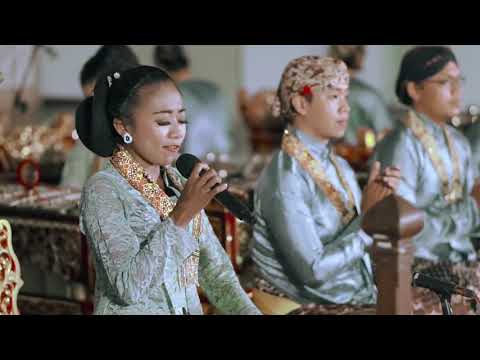 Ladrang Asmarandhana oleh UKM Swagayugama