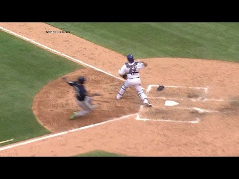 CHC@MIL: Bryant starts the 5-2-3 double play