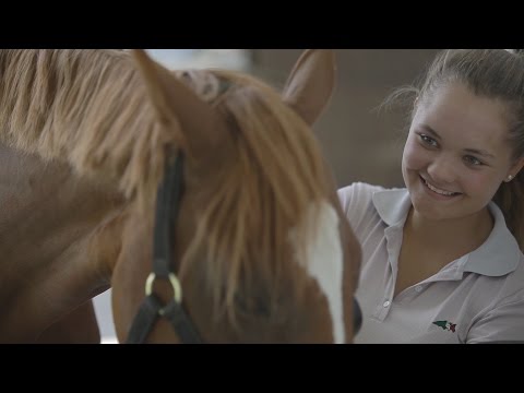 Sophie und ihr "Herzenspferd" Girlfriend - EQWOtv