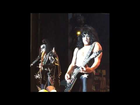 KISS ALIVE! 1st Indoor Show KISS Kruise v