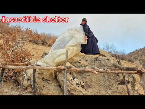 "Starting to build a shelter in the mountains after 4 years of homelessness"