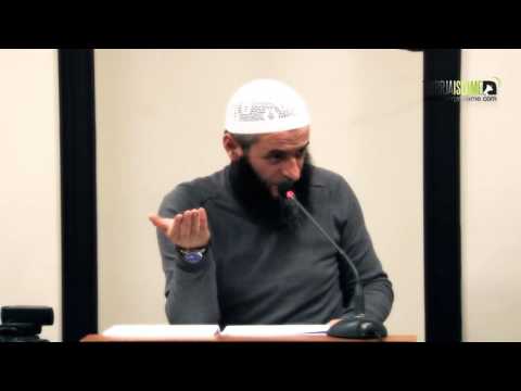 Të qeshurit në namaz sipas medh'hebit Hanefi - Hoxhë Sadullah Bajrami