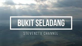 preview picture of video 'Bukit Seladang | Jerantut | Sun Rays Through Clouds | DJI Spark [1080p]'