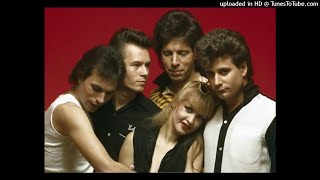 Cyndi Lauper &amp; Blue Angel, Late