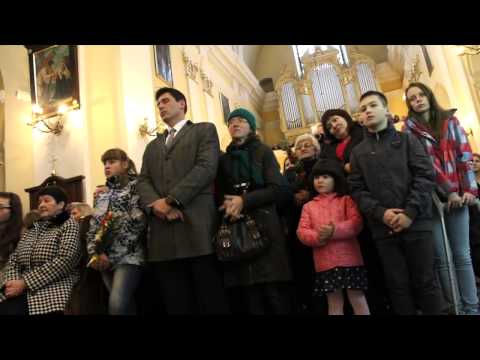 Arturo Mari na podlasiu