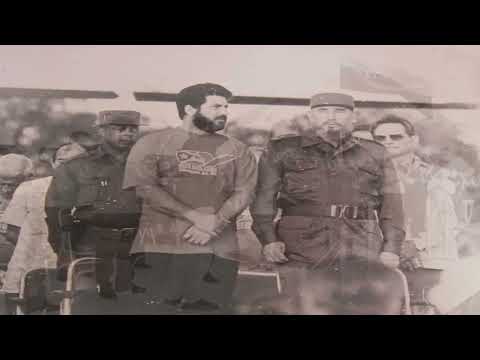 Jóvenes holguineros visitan museo Plaza de la Revolución
