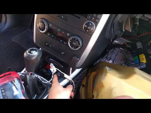 Mercedes B Class windshield wiper and cigarette lighter relay fix
