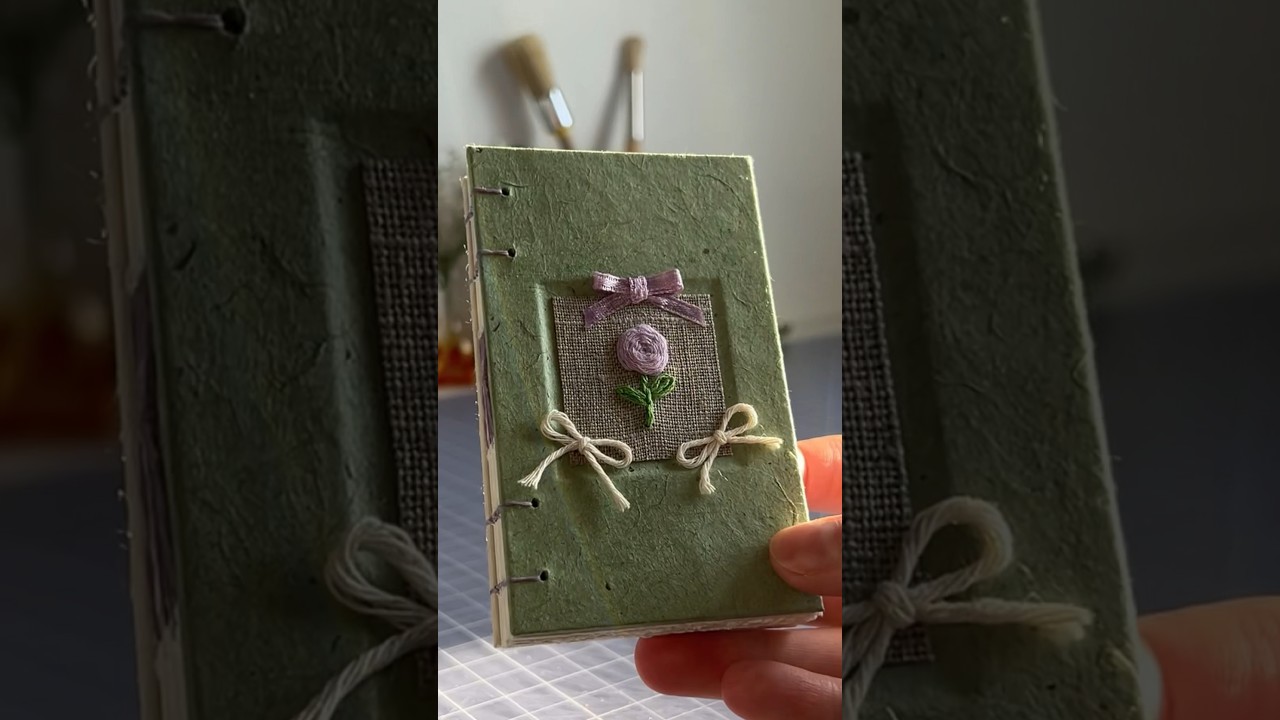 a little 🎀 book #bookbinder #bookbinding #art