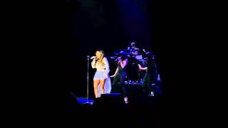 Tamia- Sandwich and A Soda Live