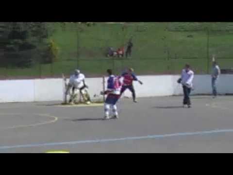 Hokejbal Bukovinka-Krupina PG láme hokejku