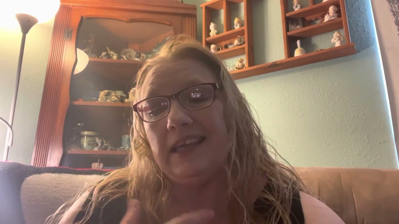 My first ever empties video!!! Bath and Body Works, make up, hygiene, home fragrance!!!