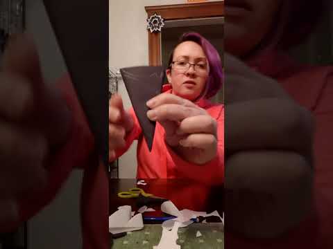 Paper bat wreath tutorial (Robin Yukiko Art)