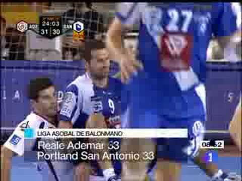 Reale Ademar 33-33 Portland San Antonio