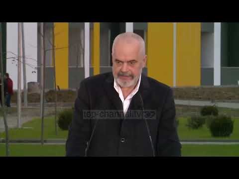 Top Channel/ Thumanë, 278 familje në shtëpi të re, kryeministri u dorëzoi çelësat e shtëpive