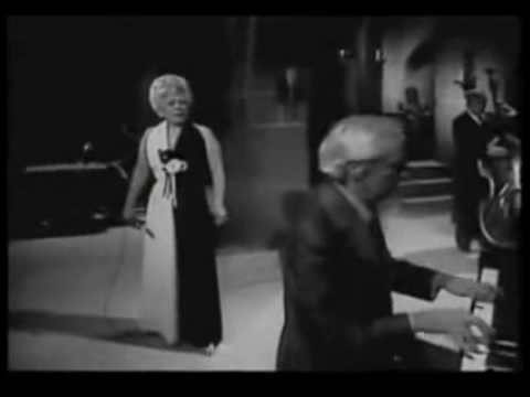 María Luisa Landin - AMOR PERDIDO   (Video)