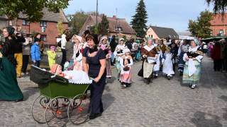 preview picture of video 'Die Schlacht bei Wartenburg - Festumzug 05. Oktober 2013'