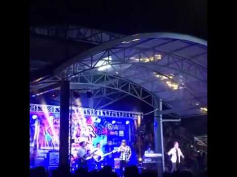 BATTLE OF THE BAND KONSERT GEGAR OPEN  KENINGAU SEPT 2016 BLUEBERRY BAND 3RD RUNNER