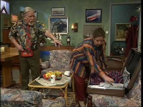 'Rutta' har pakka kofferten til Smestad, som skal på 'Diplom-VaktmesterKurs' i Tyskland...