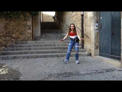 SELFIE by Voicemail, DJ Chiqui Dubs, Mr. Saik (Girona, Spain)