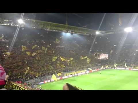 Borussia Dortmund vs Liverpool : 'You'll never walk alone' (7.4.2016)