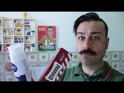 Il pigmentary nota su un corpo a epatite Asilo infantile una lentiggine in SPb