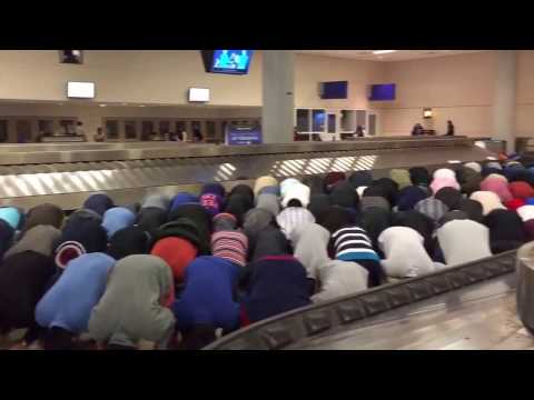 Muslims praying at the DFW Airport