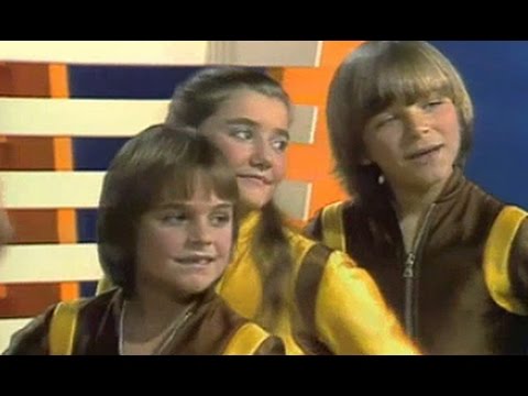 download lagu mp3 mp4 Guillermo El Travieso, download lagu Guillermo El Travieso gratis, unduh video klip Download Guillermo El Travieso Mp3 dan Mp4 Music Gratis