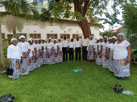 NGANAMONE FYUNI - LUTANDA SINGERS [ZAMBIAN CATHOLIC MUSIC]