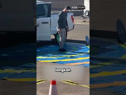 Cara Selamat dari Tiang Listrik yang Menimpa Mobil