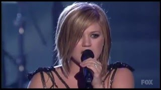 Kelly Clarkson - Never Again (Teen Choice Awards) [Live]