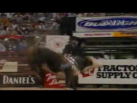 Tuff-E-Nuff bucks Jim Sharp - 99 PBR Finals