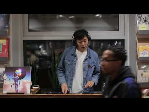 Giraffage Live DJ Set at Turntable Lab (Full Version)