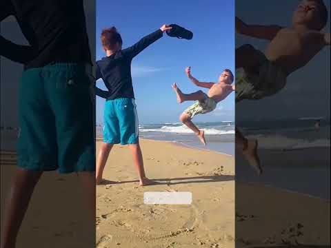 Talent this tiny shouldn't be legal 😄