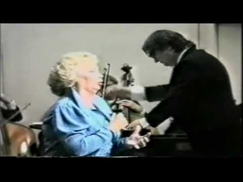 Cristina Deutekom (Musetta) sings "Quando m'en vo" from La bohème (Puccini) - RARE pirate recording