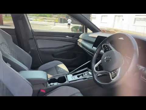 Volkswagen Golf 2023 R-LINE AUTOMATIC 1.5 TSI 130B - Image 2