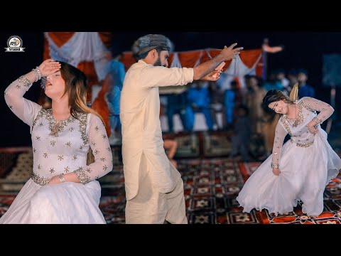 Sone Di Nathli Pa Kay | Nisha Khan | Weddind Dance Performance