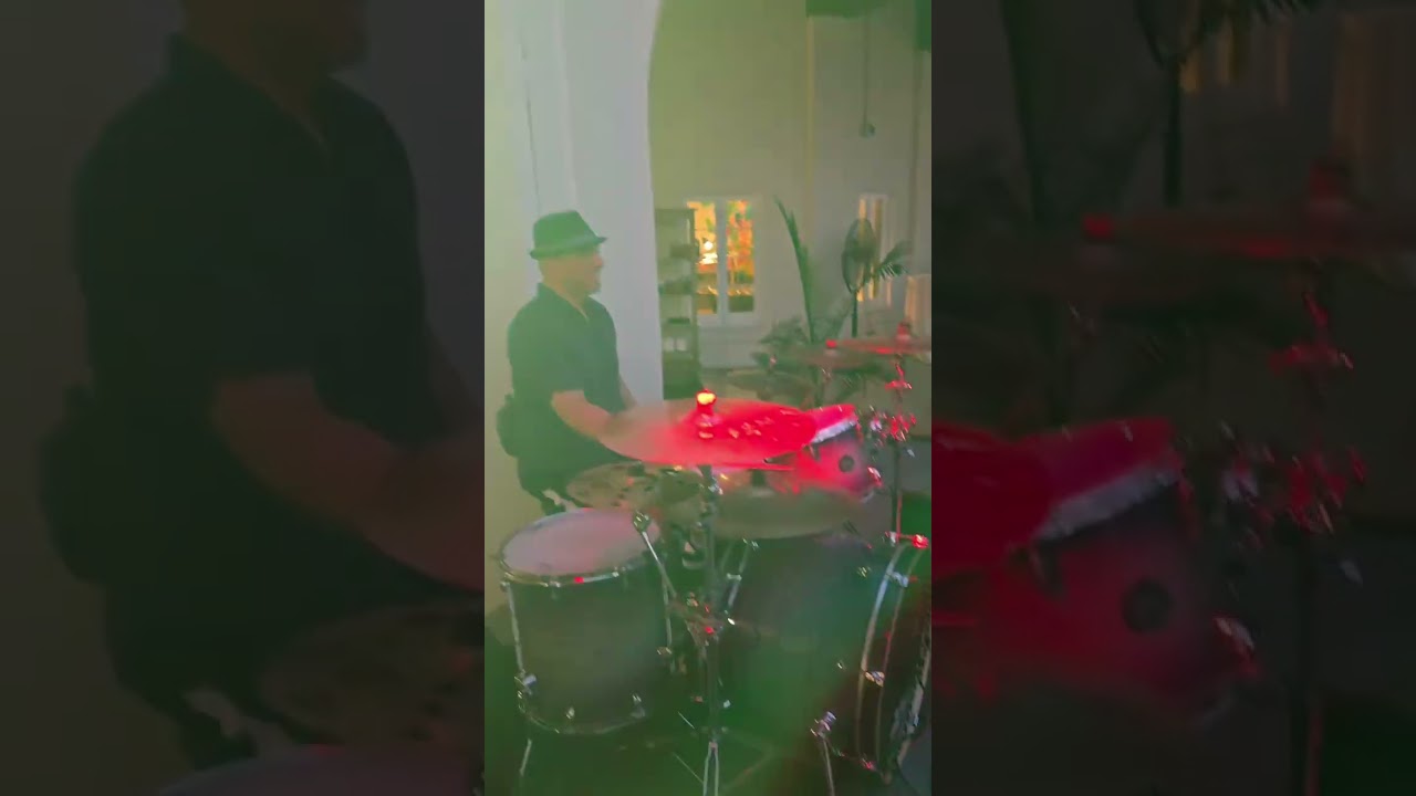 Promotional video thumbnail 3 for Mark The Piano Man