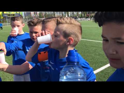 Zwaluwen 011-3 - SV Houten 011-4