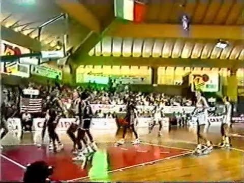 Toni Kukoc makes 11 out of 12 three pointers vs. Team USA, Bormio (Italy) 1987