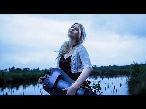 ANNIE HURDY GURDY - Siren's Lullaby (Original Folk Song)