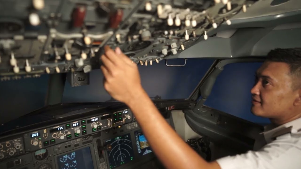 Discover the highlights of flight simulator experience at Aircrew Sensation.