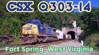 preview picture of video 'CSX Q303-14 coming out of Fort Spring Tunnel, West Virginia'