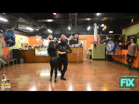 FIX HALLOWEEN   ZOUK DEMOS AFTER CLASS   KLEBER SAUDE   JULIA  AND KRIS