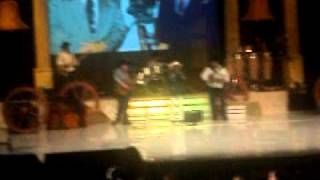 Pesado - Chiquilla Cariñosa en Reportajes de Alvarado